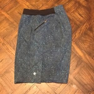 [Lululemon] Men's Assert Short